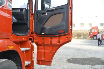 һ����� J7�ؿ� 550���� 6X4 AMT�Զ���ǣ����(��ɫ)(CA4250P77K25T1E5)ͼƬ