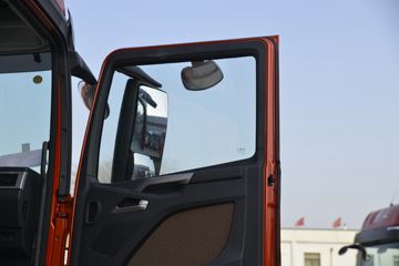 һ����� J7�ؿ� 550���� 6X4 AMT�Զ���ǣ����(��ɫ)(CA4250P77K25T1E5)ͼƬ