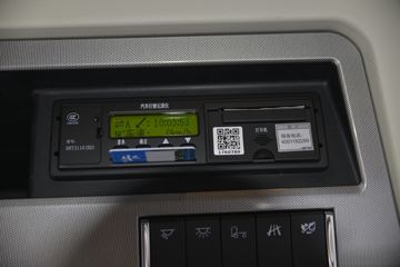 һ����� J7�ؿ� 550���� 6X4 AMT�Զ���ǣ����(��ɫ)(CA4250P77K25T1E5)ͼƬ