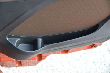 һ����� J7�ؿ� 550���� 6X4 AMT�Զ���ǣ����(��ɫ)(CA4250P77K25T1E5)ͼƬ