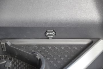 һ����� J7�ؿ� 550���� 6X4 AMT�Զ���ǣ����(��ɫ)(CA4250P77K25T1E5)ͼƬ