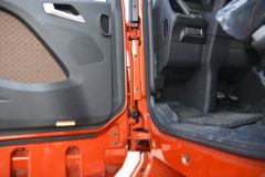 一汽解放 J7重卡 550马力 6X4 AMT自动挡牵引车(红色)(CA4250P77K25T1E5)