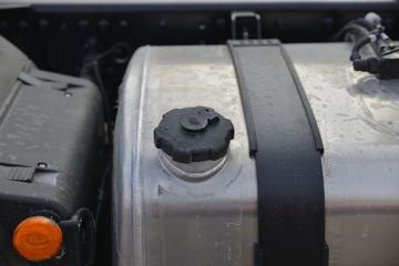 һ����� J7�ؿ� 550���� 6X4 AMT�Զ���ǣ����(��ɫ)(CA4250P77K25T1E5)ͼƬ