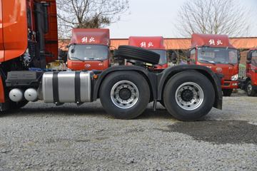 һ����� J7�ؿ� 550���� 6X4 AMT�Զ���ǣ����(��ɫ)(CA4250P77K25T1E5)ͼƬ