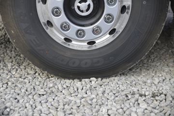 һ����� J7�ؿ� 550���� 6X4 AMT�Զ���ǣ����(��ɫ)(CA4250P77K25T1E5)ͼƬ