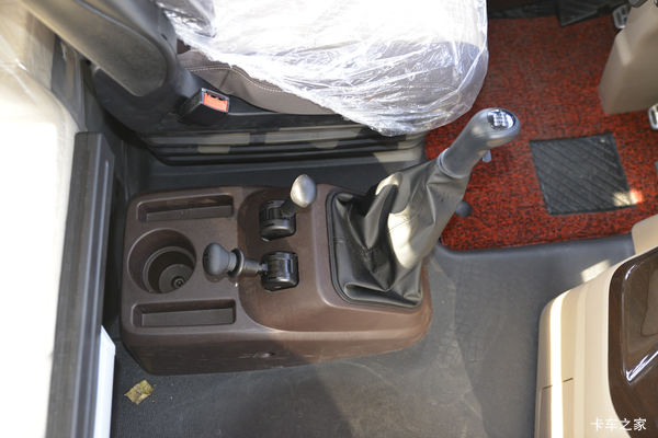 【泉州迅鹏】优惠2万 泉州市解放JH6牵引车火热促销中