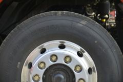 青岛解放 JH6重卡 领航版 460马力 6X4 危险品牵引车(CA4250P25K2T1E5A1)