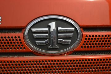 һ����� ��J6P�ؿ� �ʻݰ�2.0 460���� 6X4Σ��Ʒǣ����(CA4250P66K24T1E5Z)ͼƬ