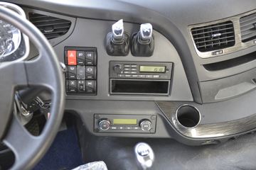 һ����� ��J6P�ؿ� �ʻݰ�2.0 460���� 6X4Σ��Ʒǣ����(CA4250P66K24T1E5Z)ͼƬ