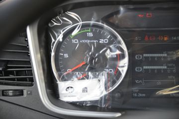 һ����� ��J6P�ؿ� �ʻݰ�2.0 460���� 6X4Σ��Ʒǣ����(CA4250P66K24T1E5Z)ͼƬ