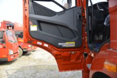 一汽解放 新J6P重卡 质惠版2.0 460马力 6X4危险品牵引车(CA4250P66K24T1E5Z) 一汽解放 新J6P重卡 质惠版2.0 460马力 6X4危险品牵引车(CA4250P66K24T1E5Z)