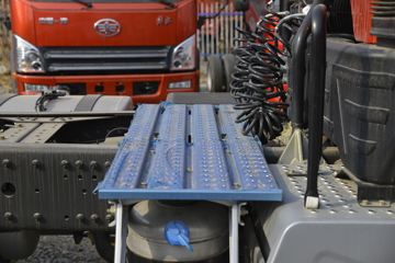 һ����� ��J6P�ؿ� �ʻݰ�2.0 460���� 6X4Σ��Ʒǣ����(CA4250P66K24T1E5Z)ͼƬ