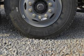 程力专汽 洒水车/喷洒车底盘图片
