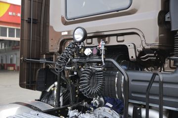 �ൺ��� JH6�ؿ� ׿Խ�� 460���� 6X4ǣ����ͼƬ