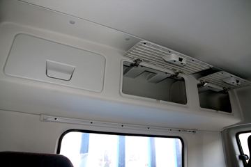 �ൺ��� JK6�п� 220���� 4X2 6.8�������ػ���(CA1180P28K1L4E5)ͼƬ