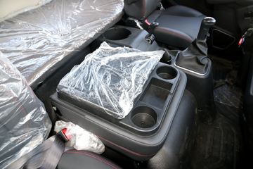 �ൺ��� JK6�п� 220���� 4X2 6.8�������ػ���(CA1180P28K1L4E5)ͼƬ