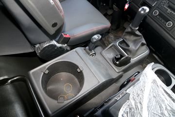 �ൺ��� JK6�п� 220���� 4X2 6.8�������ػ���(CA1180P28K1L4E5)ͼƬ