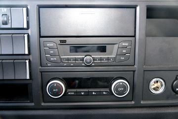 �ൺ��� JK6�п� 220���� 4X2 6.8�������ػ���(CA1180P28K1L4E5)ͼƬ