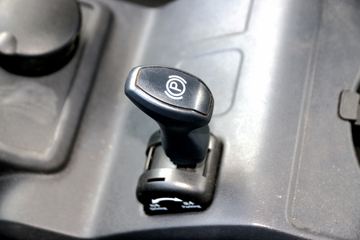 �ൺ��� JK6�п� 220���� 4X2 6.8�������ػ���(CA1180P28K1L4E5)ͼƬ