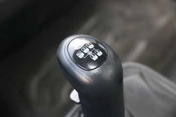 �ൺ��� JK6�п� 220���� 4X2 6.8�������ػ���(CA1180P28K1L4E5)ͼƬ