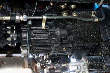 �ൺ��� JK6�п� 220���� 4X2 6.8�������ػ���(CA1180P28K1L4E5)ͼƬ