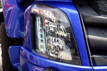  ³M3п 220 4X2 9.7ʽػ(LZ5180XXYM3AB1)ͼƬ