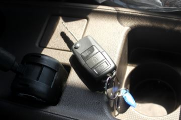 �������� �³���M3�п� 220���� 4X2 9.7����ʽ�ػ���ͼƬ