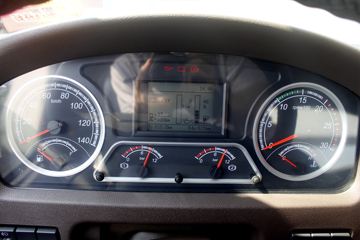 �������� �³���M3�п� 220���� 4X2 9.7����ʽ�ػ���ͼƬ