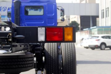  ³M3п 220 4X2 9.7ʽػ(LZ5180XXYM3AB1)ͼƬ