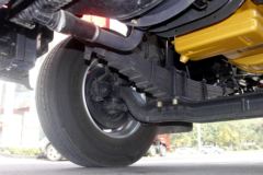 东风柳汽 新乘龙M3中卡 220马力 4X2 9.7米厢式载货车(LZ5180XXYM3AB1)