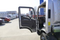 福田 欧马可S1系 智盈版 131马力 4.14米单排厢式轻卡(气刹)(BJ5045XXY-F2)