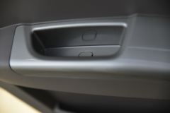 福田 欧马可S1系 143马力 4.14米单排厢式轻卡(采埃孚6挡)(BJ5048XXY-FC)