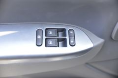 福田 欧马可S1系 156马力 4.14米单排厢式轻卡(全铝车架)(BJ5048XXY8JEA-AB3)