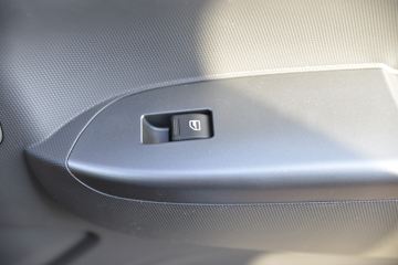 ���� ŷ����S3ϵ ��ͨ���ʰ� 190���� 5.8���Ű������Ῠ(����)ͼƬ