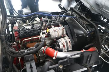 �ִ����ó� ʢͼ 150���� 4X2 4.05���Զ�����س�(����)(CHM5041XLCGDC33T)ͼƬ