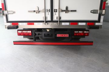 �ִ����ó� ʢͼ 150���� 4X2 4.05���Զ�����س�(����)(CHM5041XLCGDC33T)ͼƬ