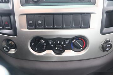 �ִ����ó� ��ͼ200 116���� 4X2 4.145�׵��Ų�դʽ�Ῠ(����)(CHM5040CCYEDF33T)ͼƬ