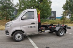 长安跨越王X1 112马力 4X2 车厢可卸式垃圾车(国六)(汇强车辆)(BSQ5031ZXXSCG6)