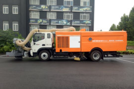 福田瑞沃底盘 洒水车/喷洒车外观图片
