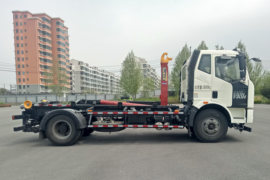 一汽解放底盘&nbsp;垃圾运输车外观图片