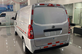 V3&nbsp;电动封闭厢货外观图片