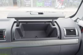 大金刚ES7&nbsp;自卸车驾驶室                                               图片