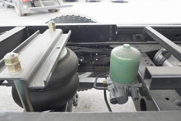 �������� ����ES7 270���� 8X2 7.6����ж��(BJ3314DPPHB-01)ͼƬ