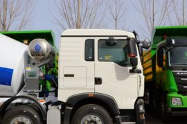 重汽豪沃(HOWO)底盘&nbsp;混凝土搅拌车外观                                                图片