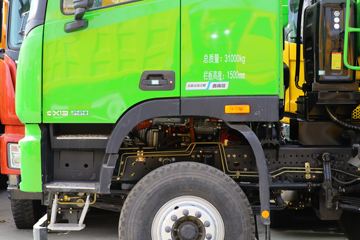  ŷGTL 9ϵؿ ϰ 560 8X4 8.2ж(BJ3319DMPKC-CE)ͼƬ