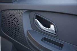 Q3系列&nbsp;载货车驾驶室                                               图片