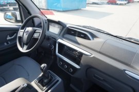 Q3系列&nbsp;载货车驾驶室                                               图片