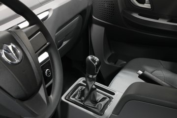 �ɵ� Q3ϵ�� 122���� 2.8�׵�������΢��ͼƬ