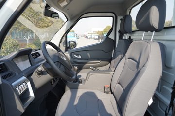 �ɵ� Q3ϵ�� 122���� 2.8�׵�������΢��ͼƬ