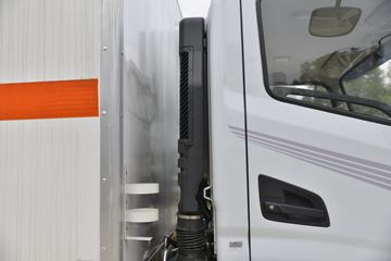 ���绪�� T3 165���� 4X2 5.13����ȼ������ʽ���䳵(����)(��������)(CLW5121XRQE6)ͼƬ